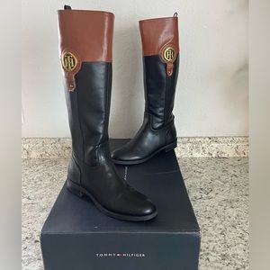 TOMMY HILFIGER 7.5 M ILEA2 Black/Brown Women’s Riding Boot